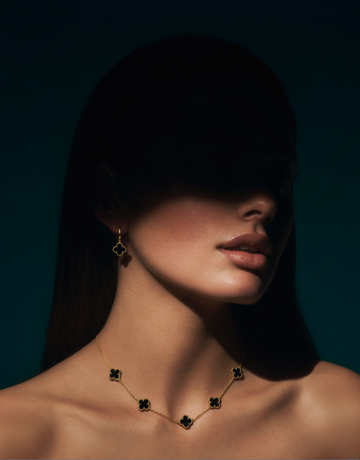 Edição Especial: Trevo em Ouro com Zircônia Preto | Colar + Brinco